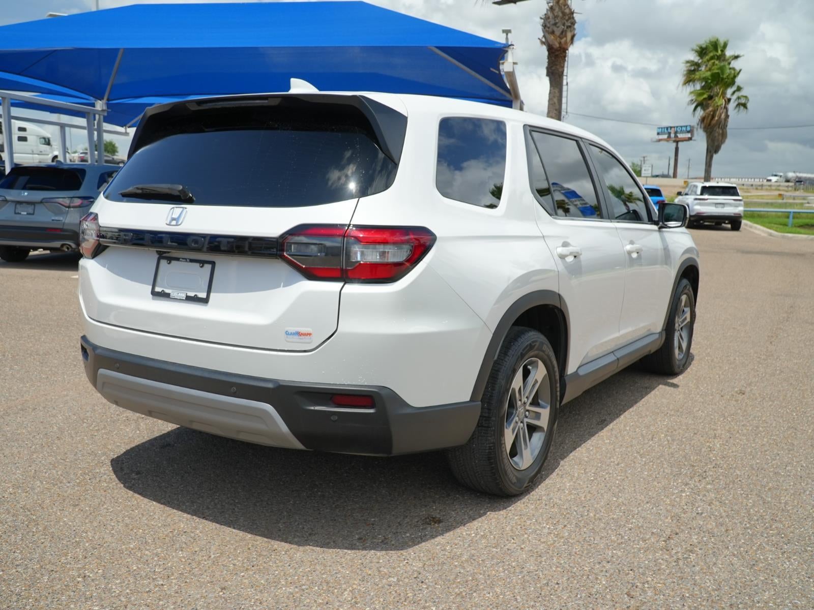 2023 Honda Pilot EX-L 7 Passenger