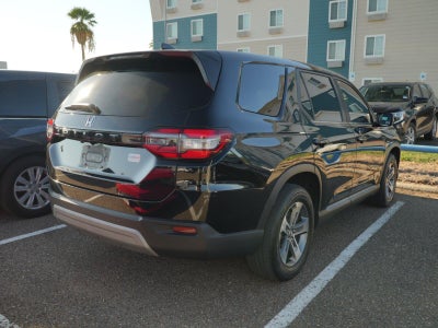 2024 Honda Pilot EX-L w/Rear Captain's Chairs