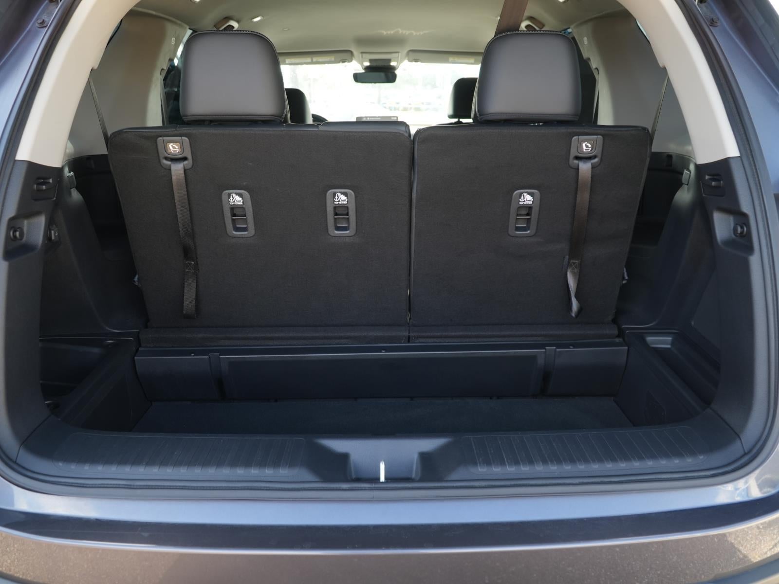 2024 Honda Pilot EX-L w/Rear Captain's Chairs