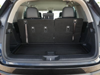 2023 Honda Pilot EX-L w/Rear Captain's Chairs