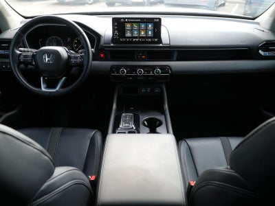 2023 Honda Pilot EX-L w/Rear Captain's Chairs