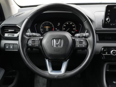2023 Honda Pilot EX-L w/Rear Captain's Chairs