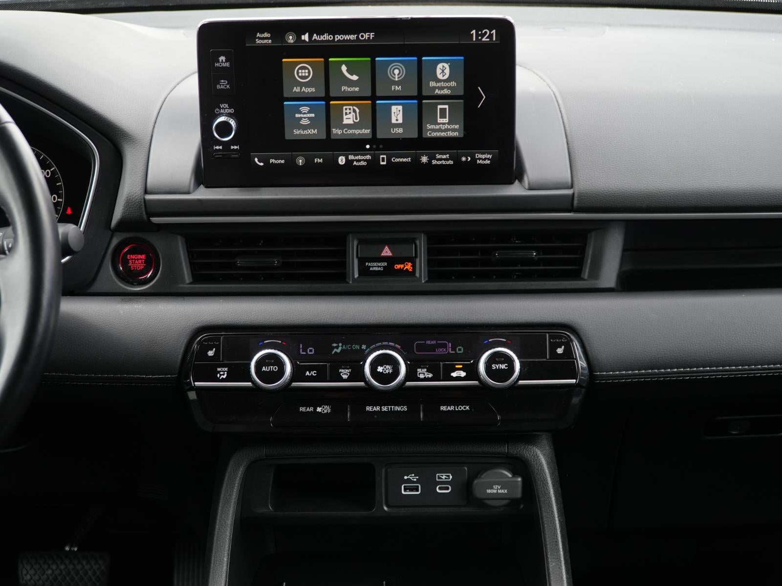 2023 Honda Pilot EX-L w/Rear Captain's Chairs