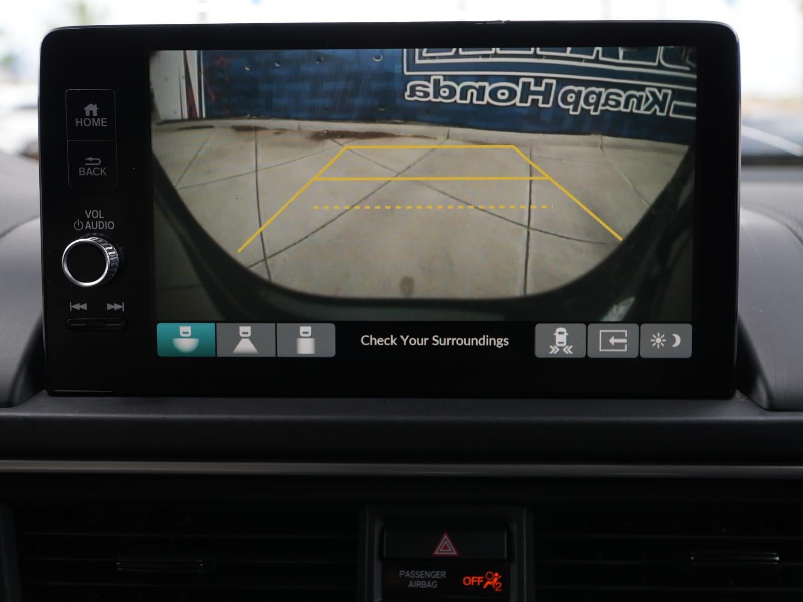 2023 Honda Pilot EX-L w/Rear Captain's Chairs
