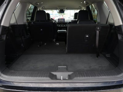 2023 Honda Pilot EX-L w/Rear Captain's Chairs