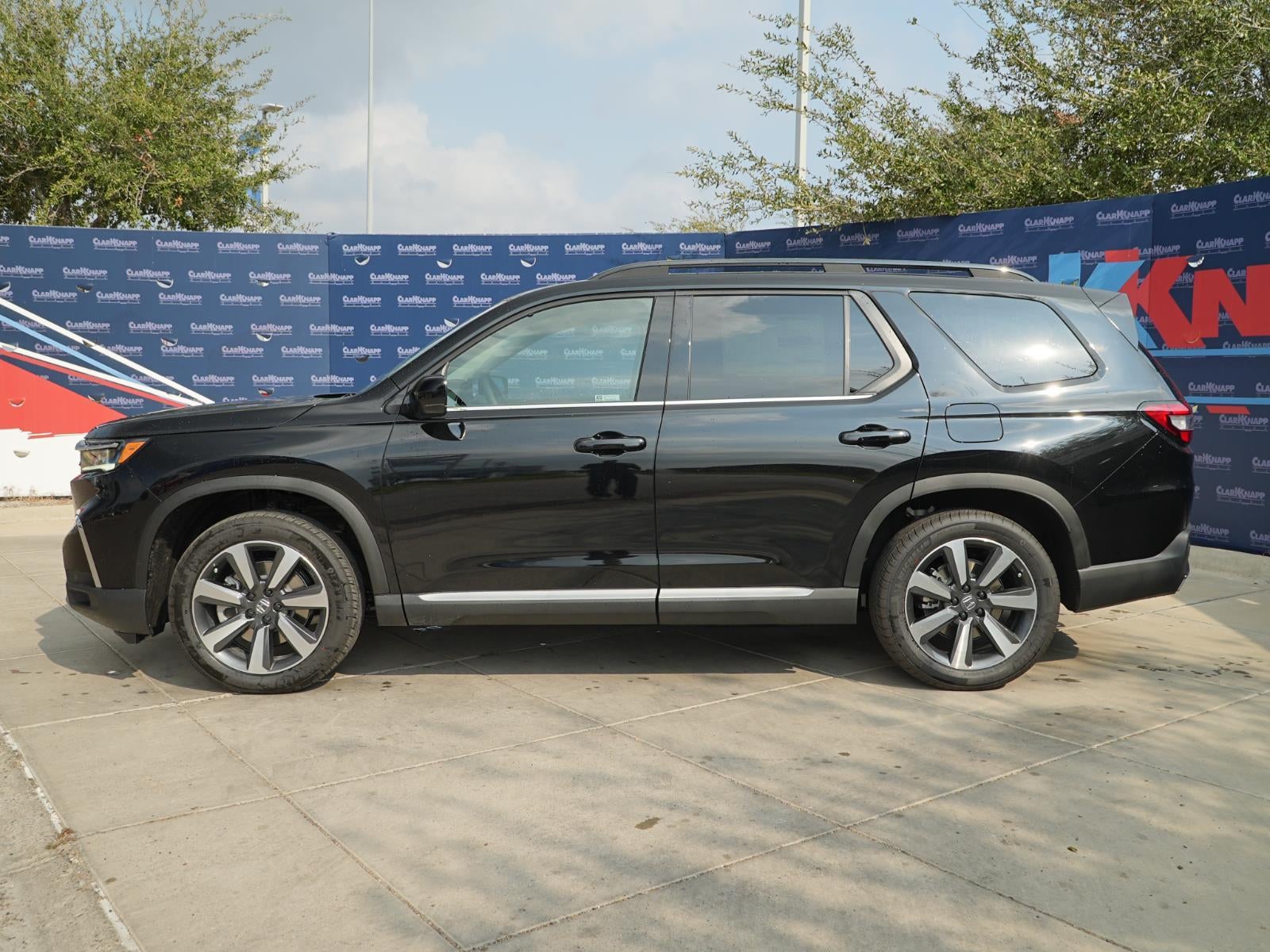 2025 Honda Pilot Touring