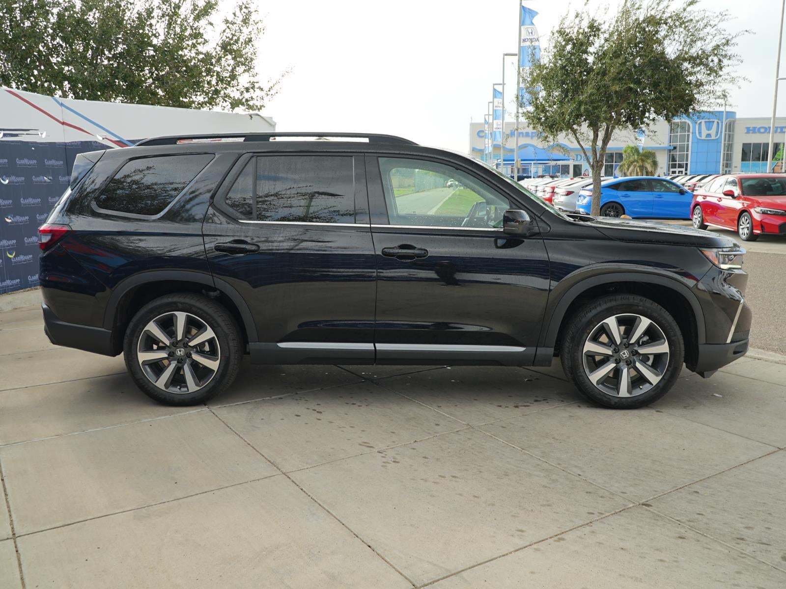 2025 Honda Pilot Touring