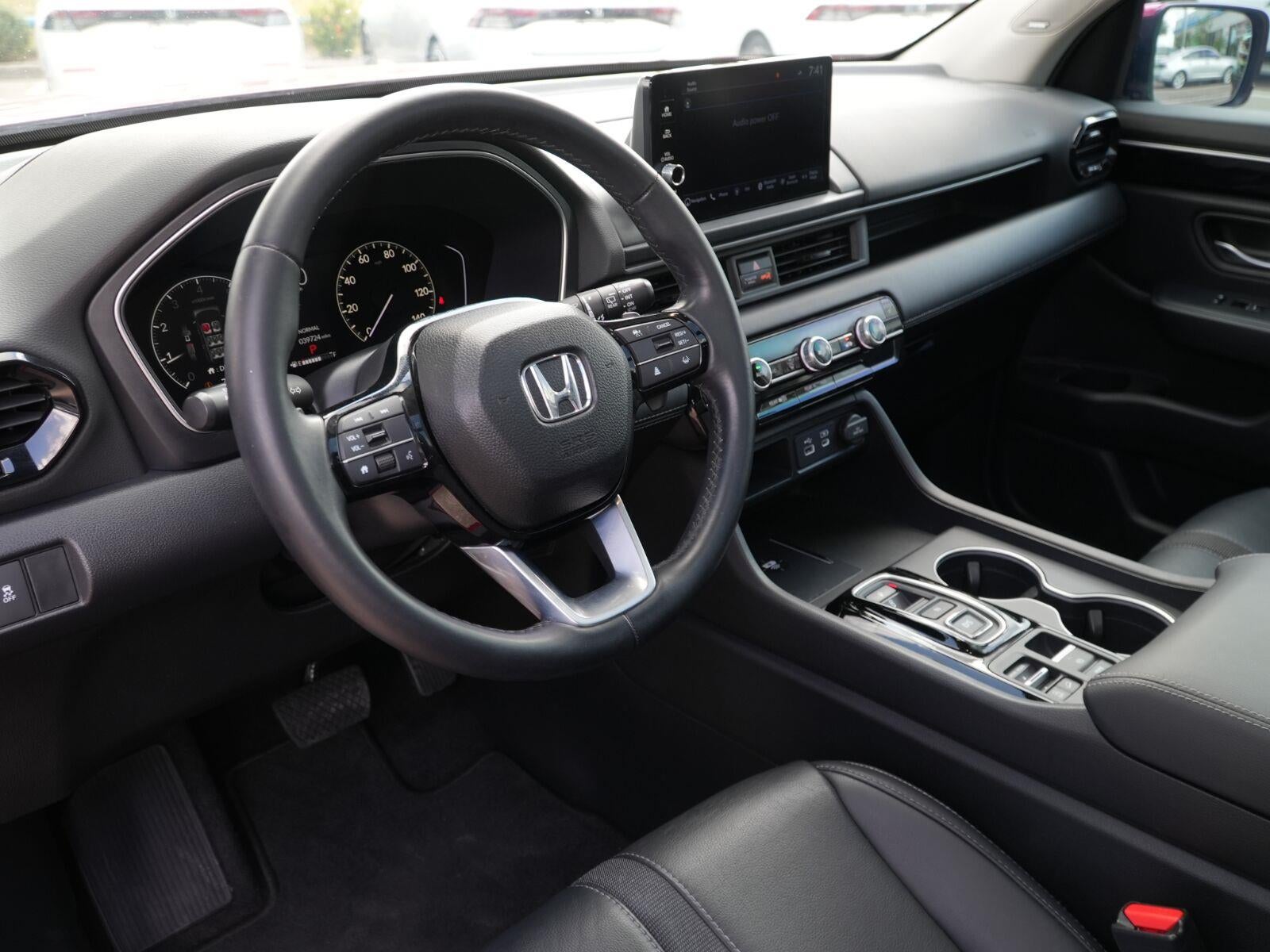 2025 Honda Pilot Touring