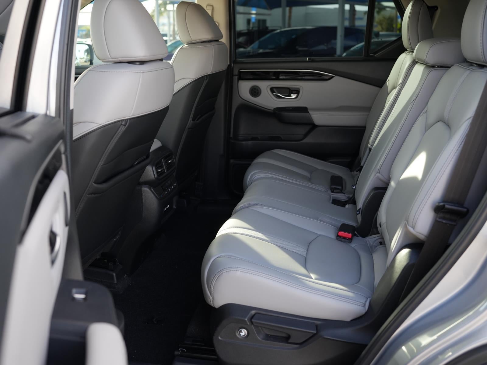 2023 Honda Pilot Touring