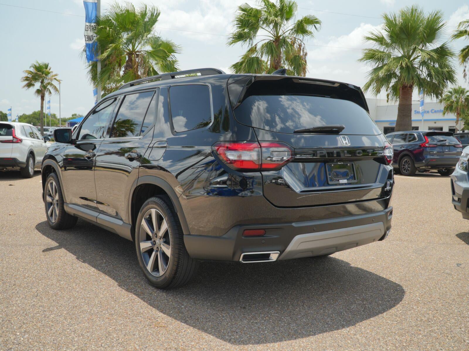 2025 Honda Pilot Touring - Photo 14