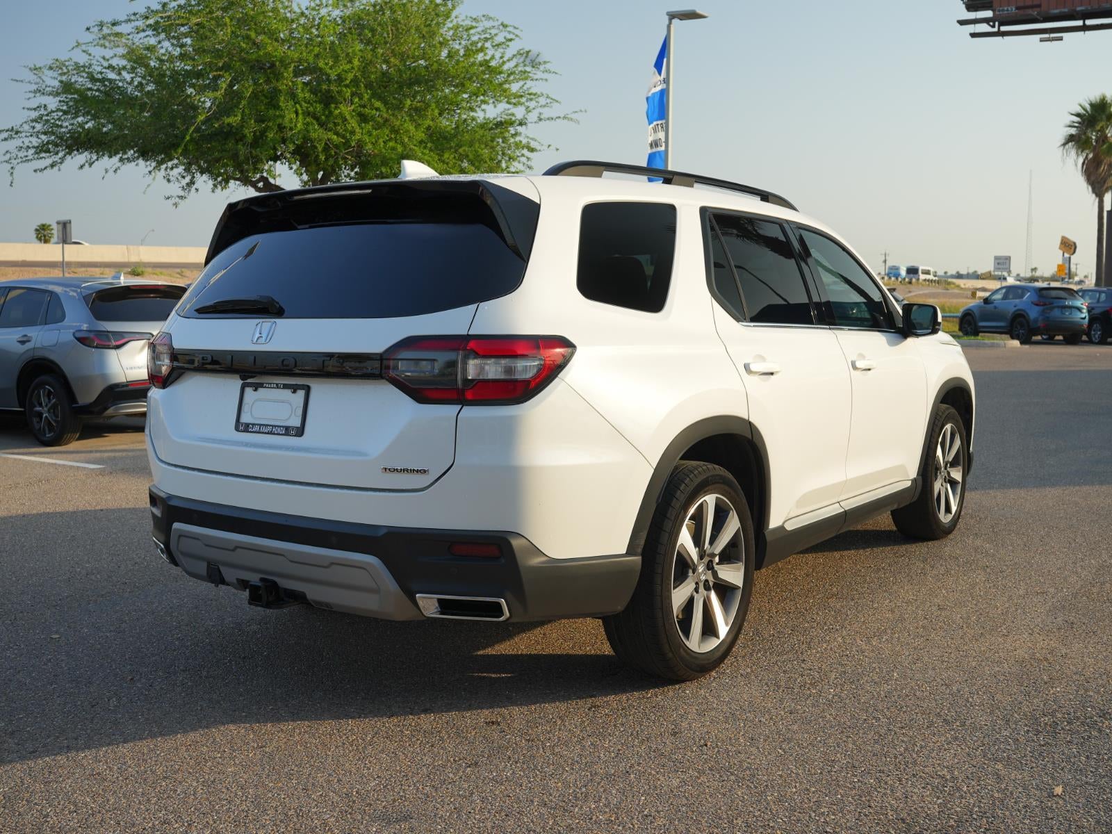 2023 Honda Pilot Touring