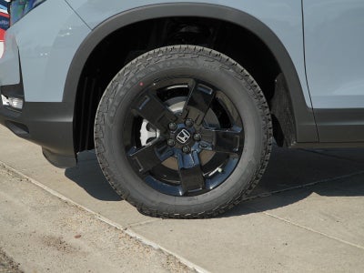 2026 Honda Ridgeline Black Edition Two-Tone