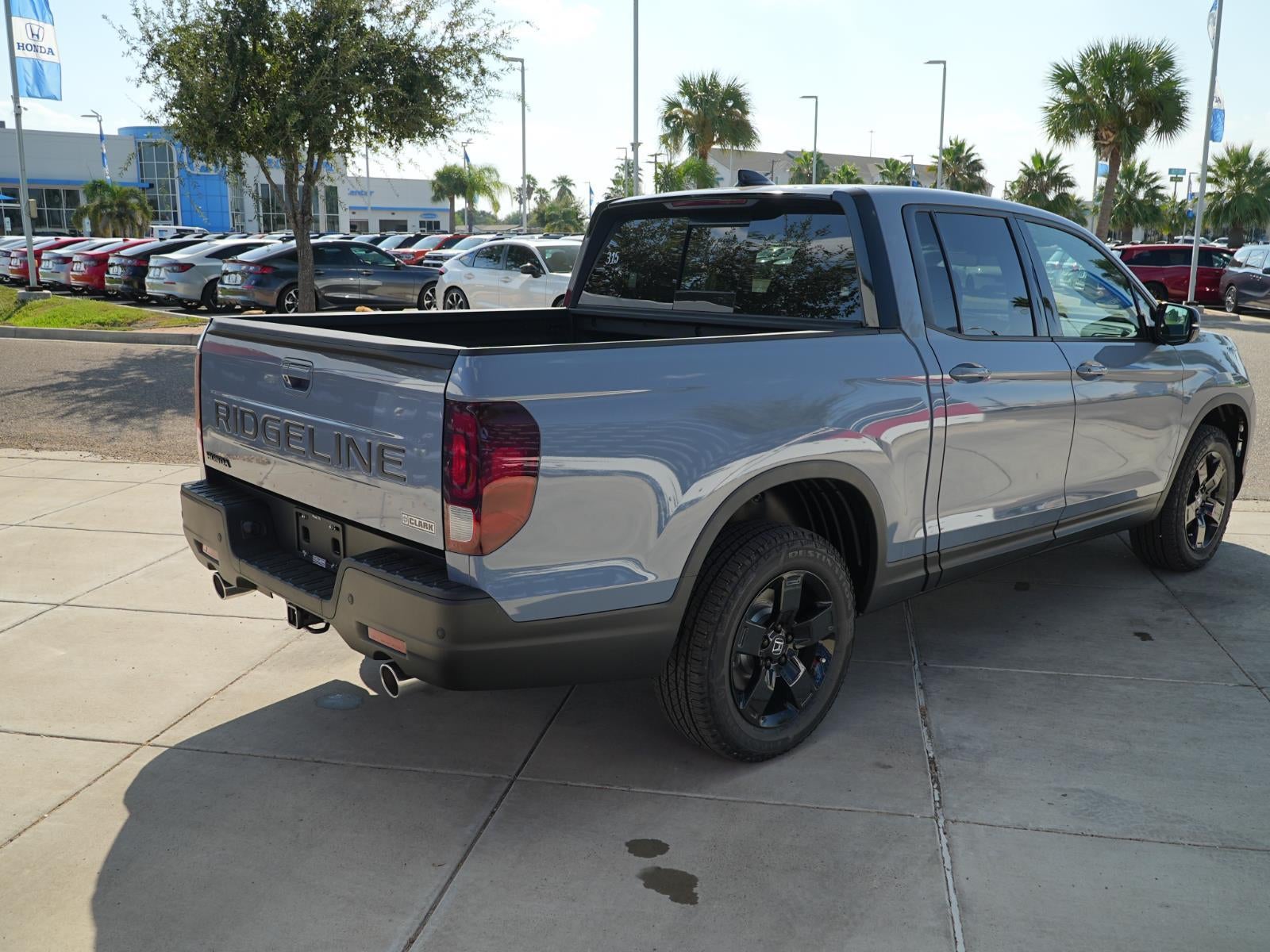 2026 Honda Ridgeline Black Edition Two-Tone