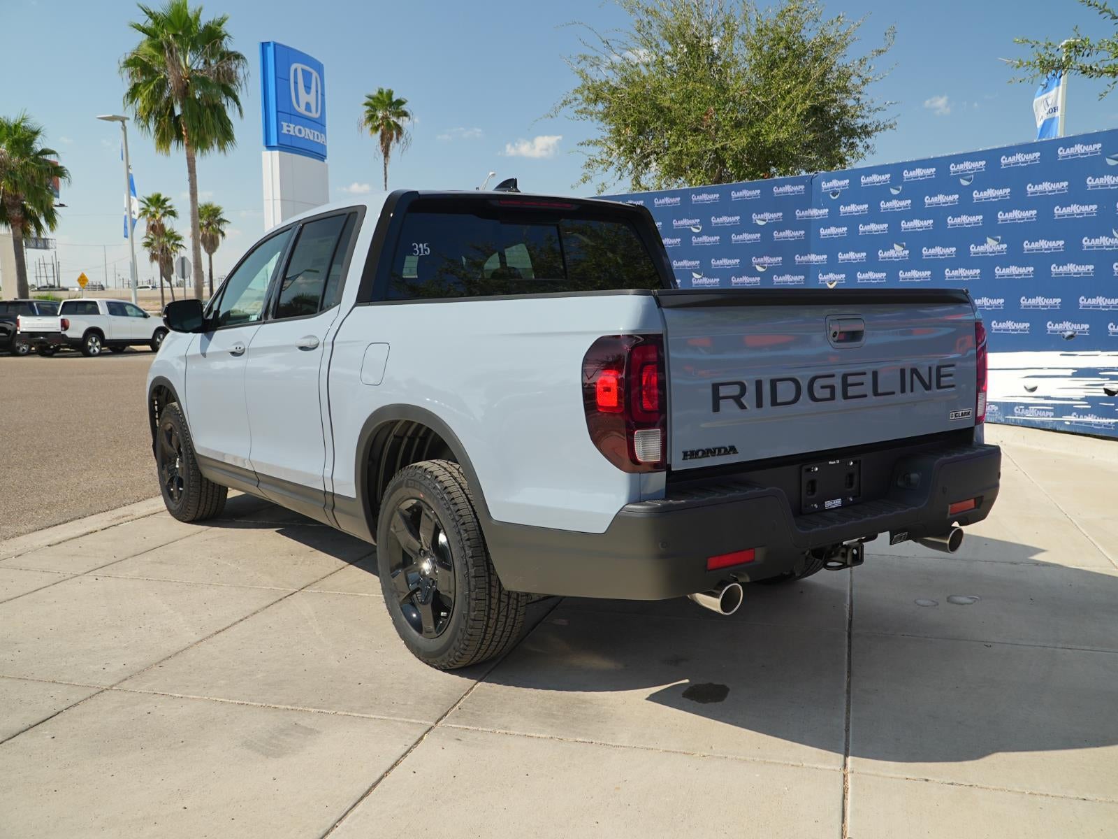 2026 Honda Ridgeline Black Edition Two-Tone