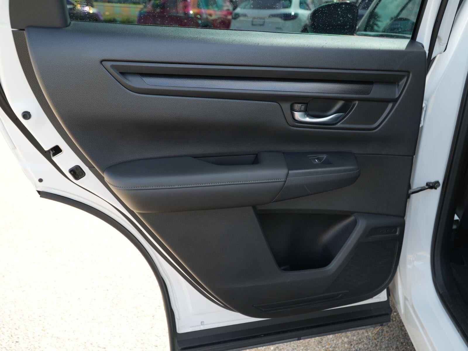 2025 Honda CR-V LX