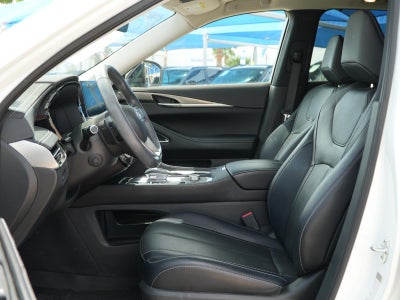 2024 INFINITI QX60 LUXE