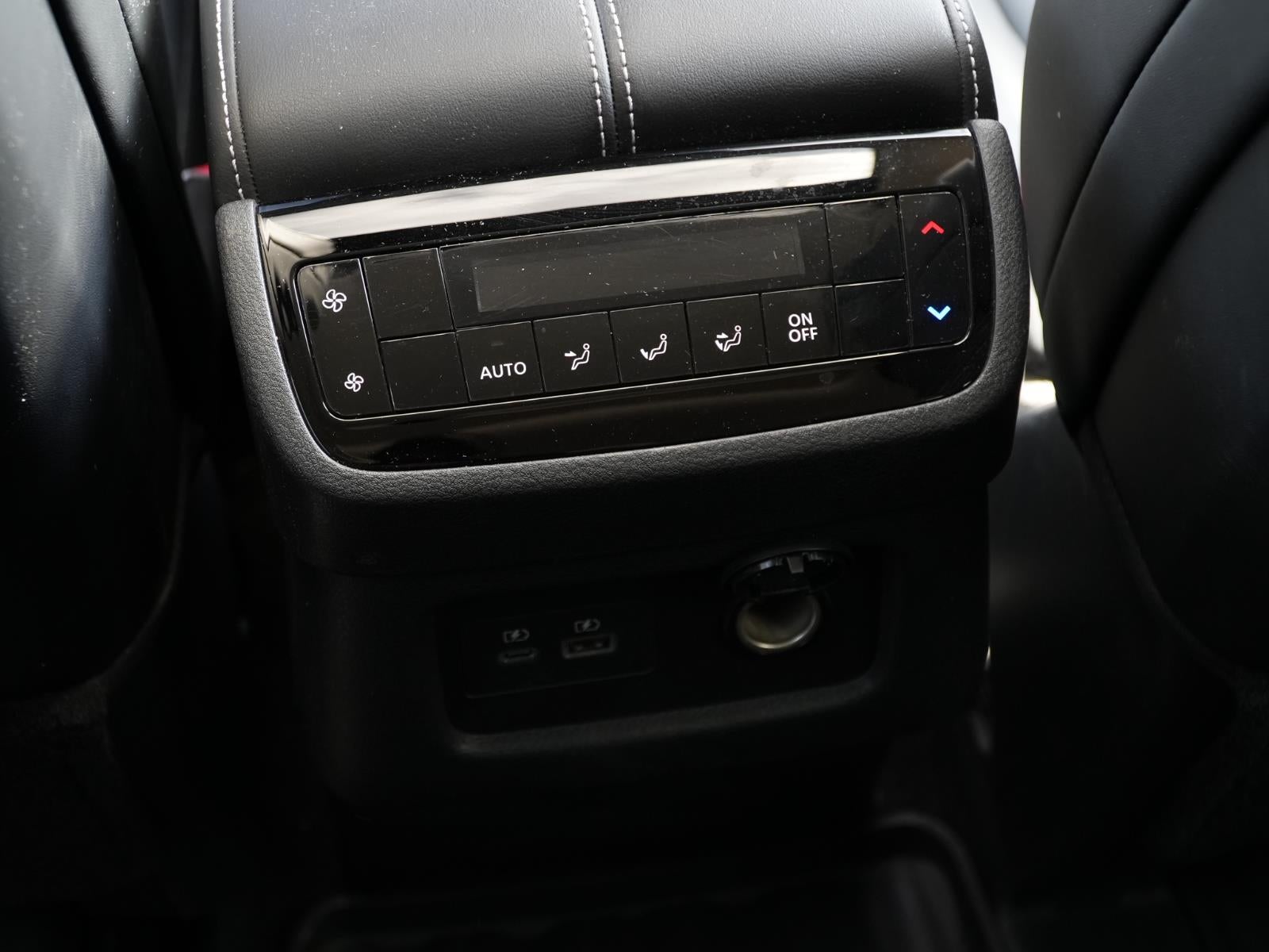 2024 INFINITI QX60 LUXE