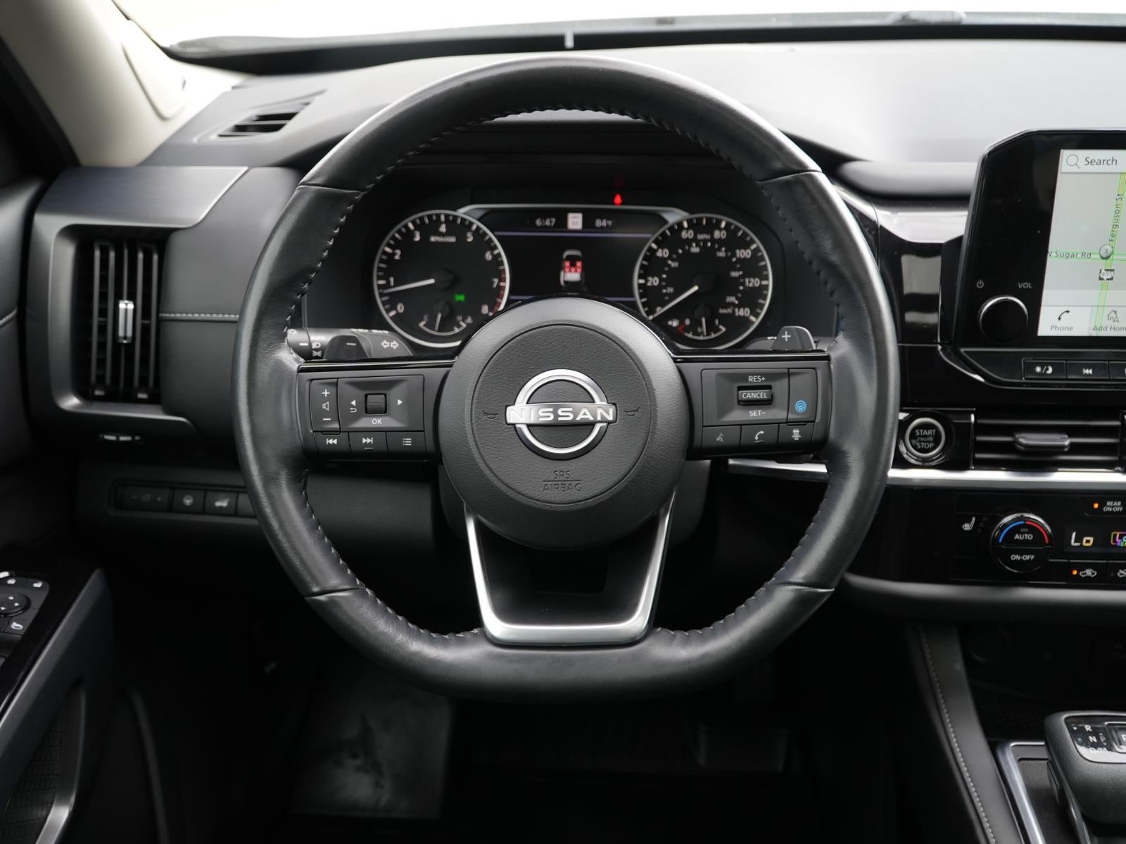 2023 Nissan Pathfinder SL