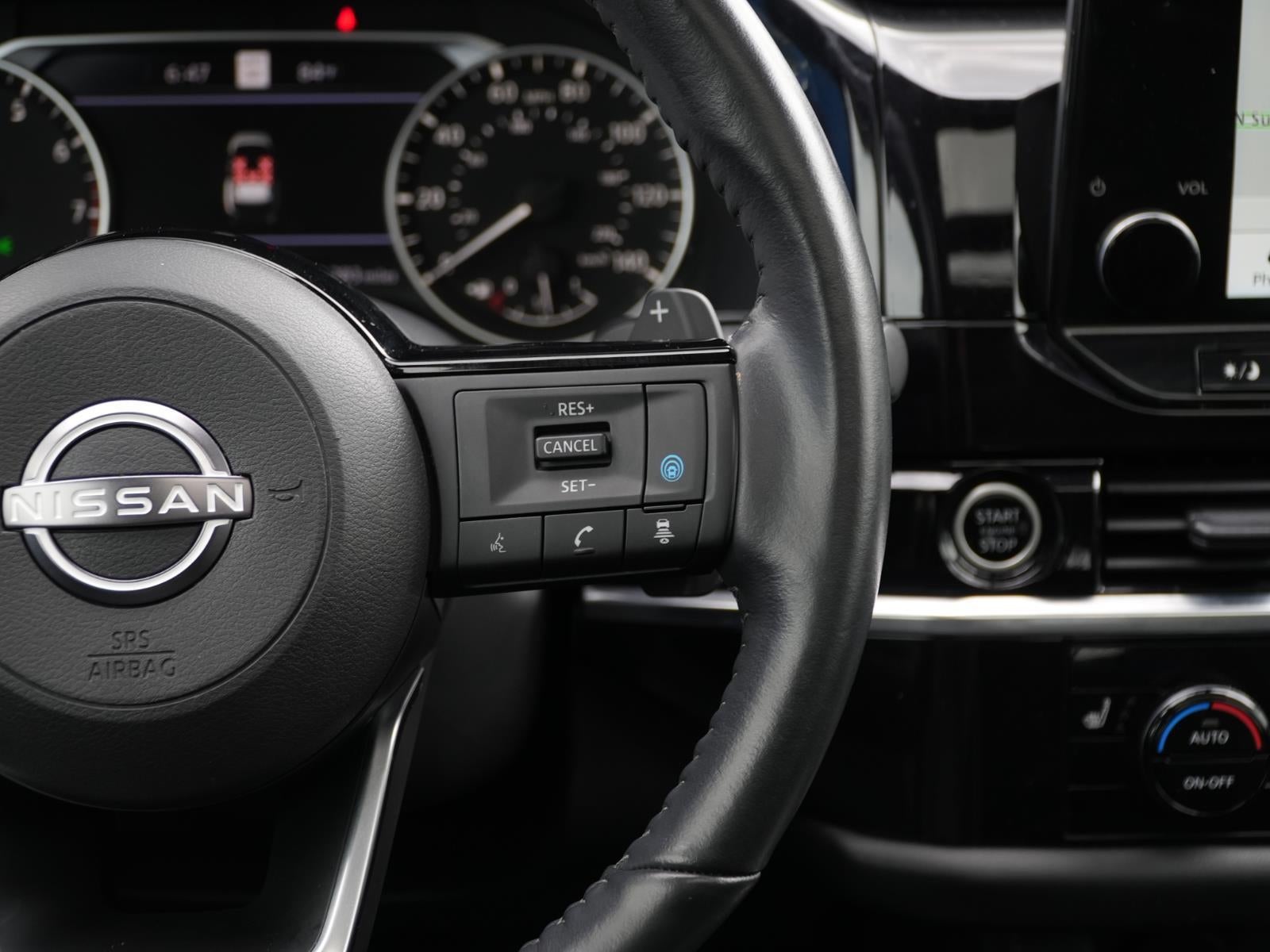 2023 Nissan Pathfinder SL