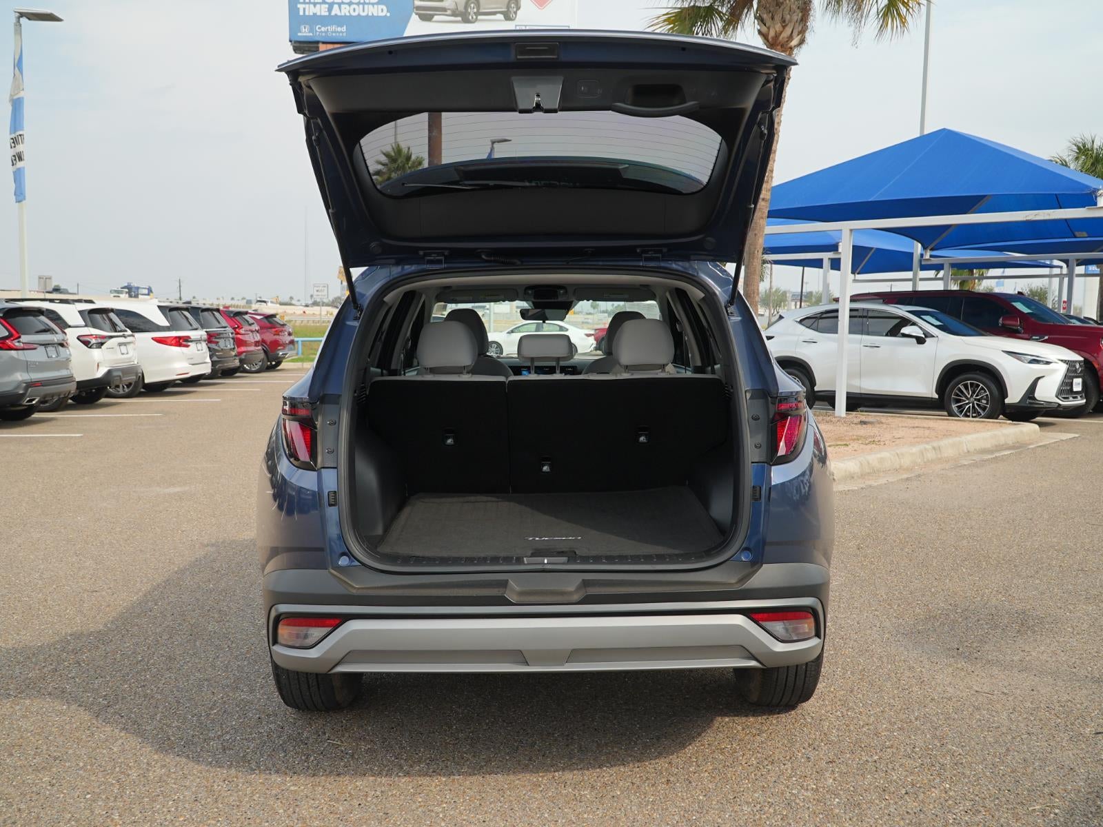 2025 Hyundai Tucson SE