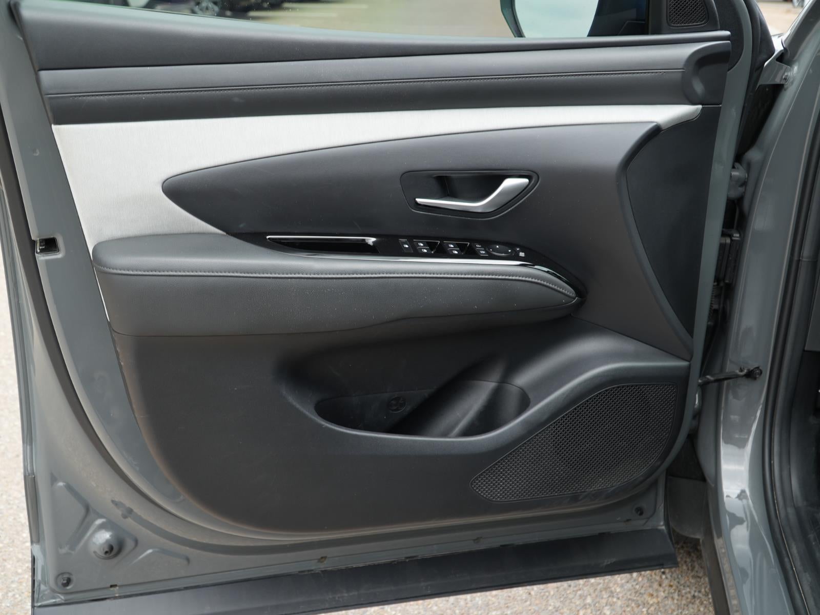 2025 Hyundai Santa Cruz SEL Activity