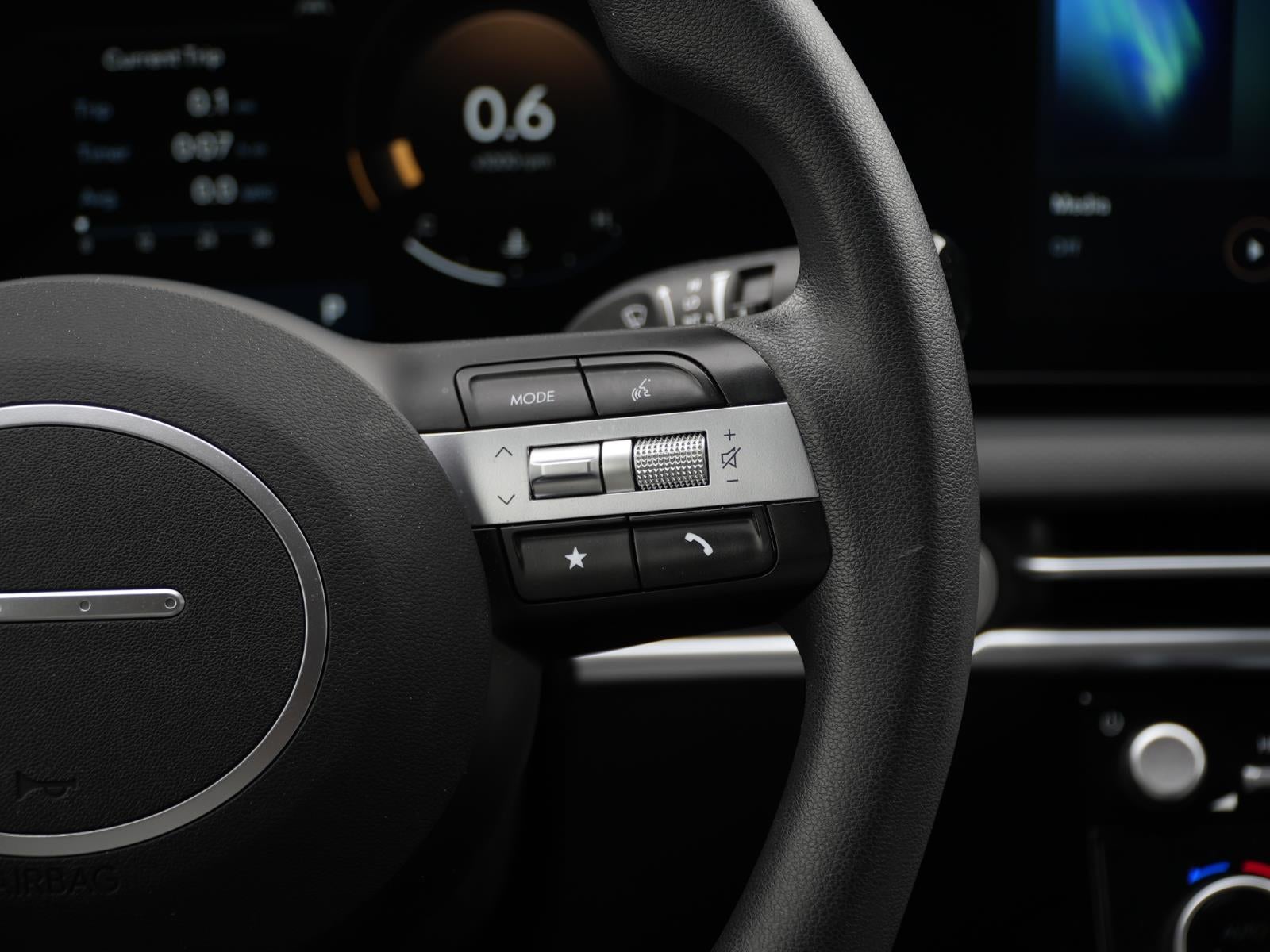 2025 Hyundai Santa Cruz SEL Activity