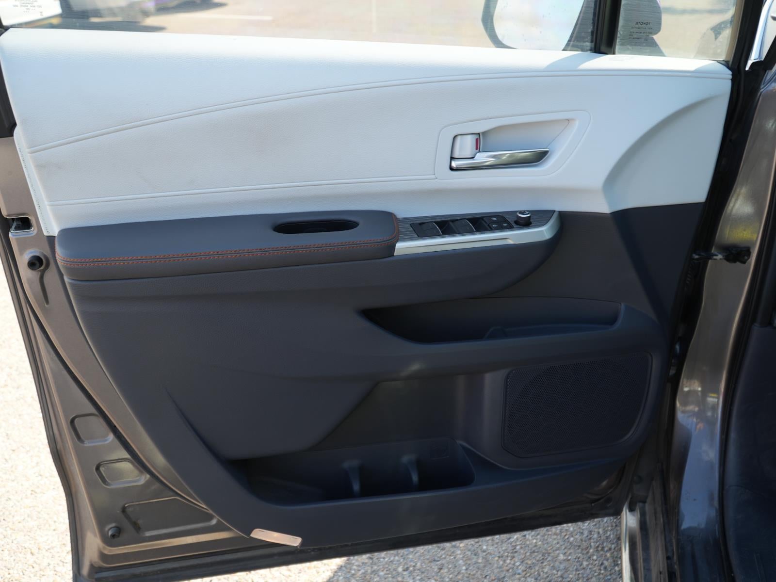 2022 Toyota Sienna XSE