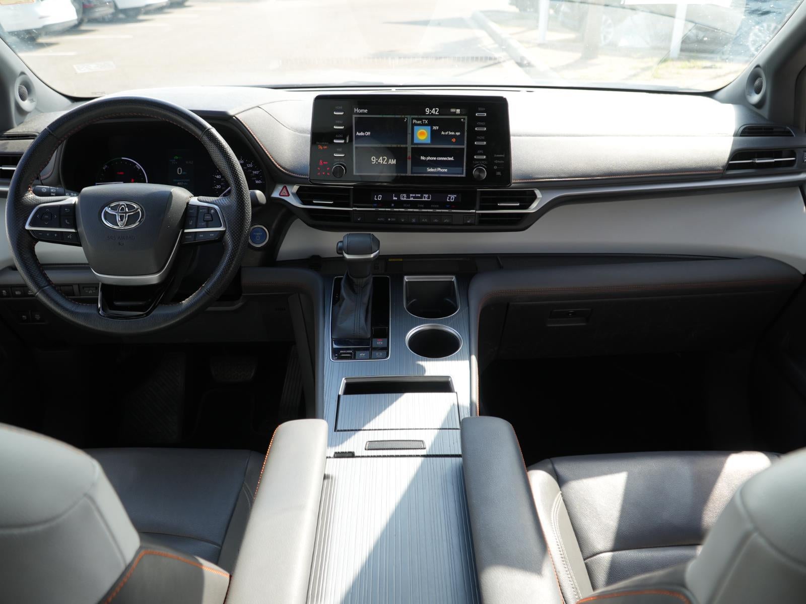 2022 Toyota Sienna XSE