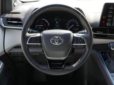 2022 Toyota Sienna XSE