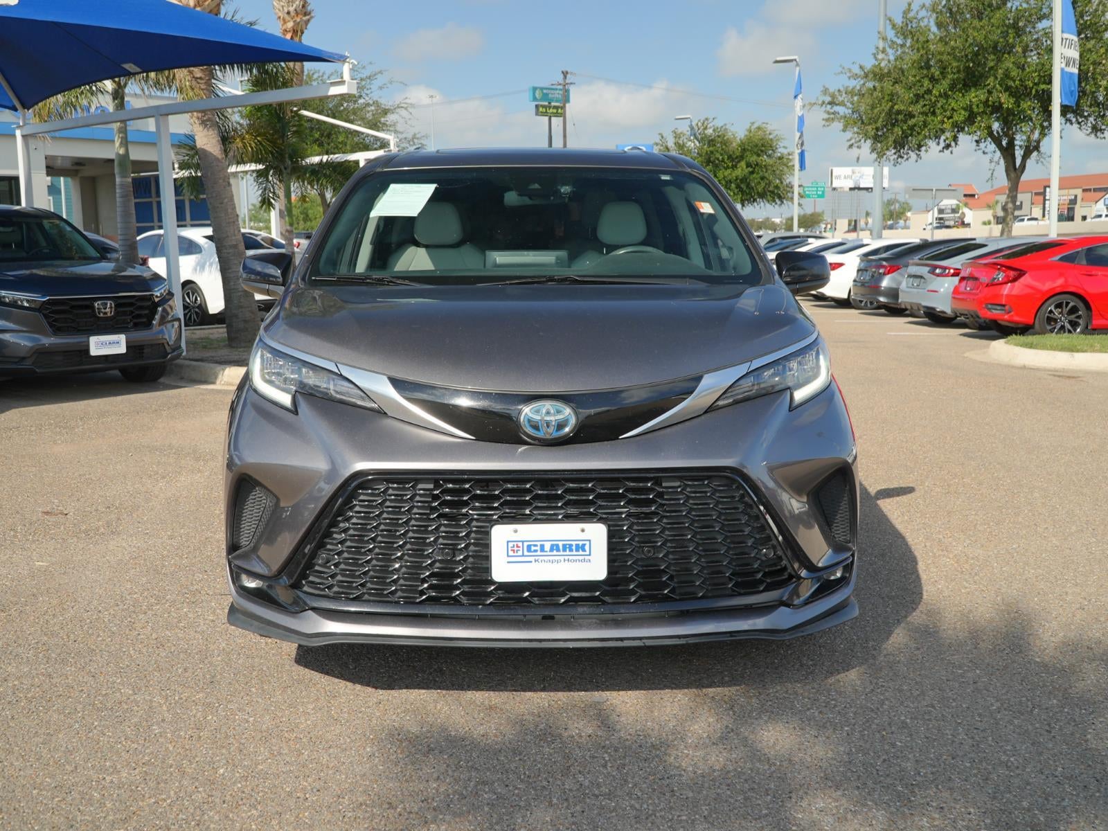 2022 Toyota Sienna XSE