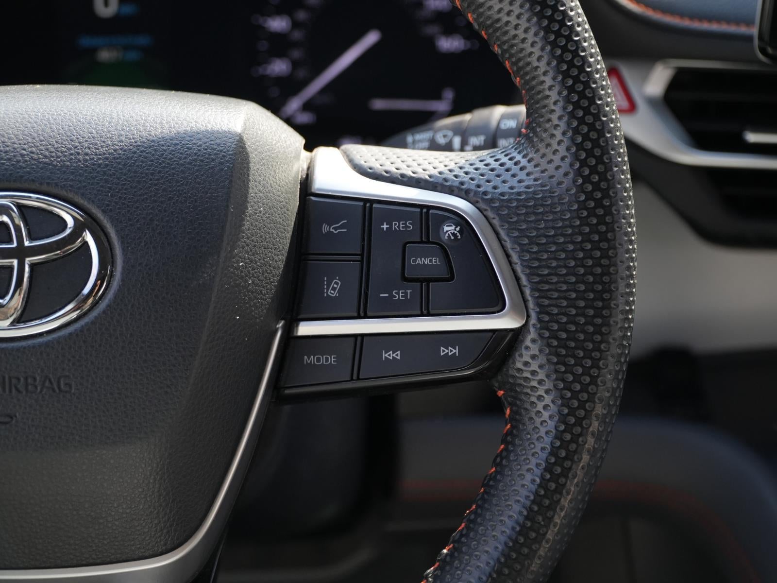 2022 Toyota Sienna XSE