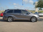 2022 Toyota Sienna XSE