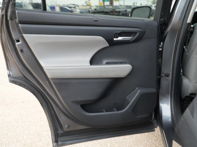 2020 Toyota Highlander Hybrid XLE