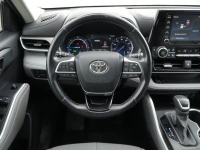 2020 Toyota Highlander Hybrid XLE