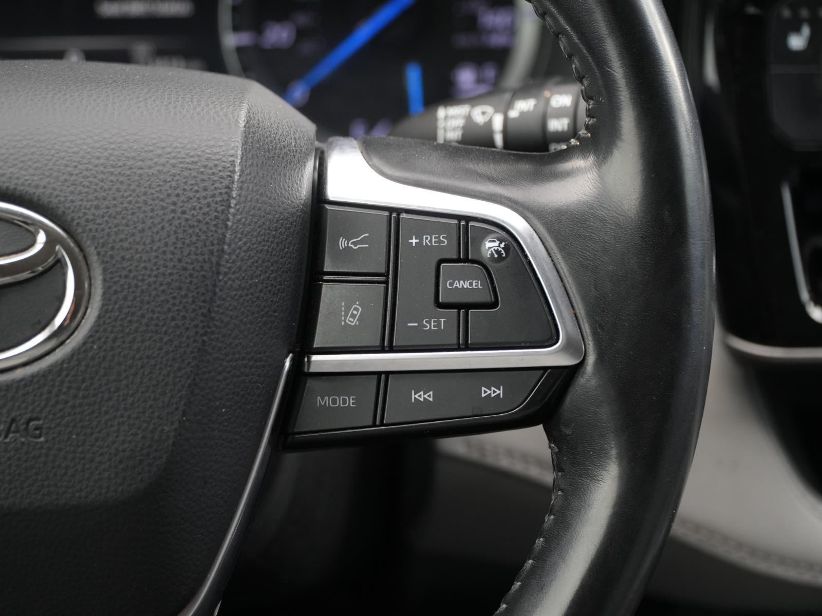 2020 Toyota Highlander Hybrid XLE