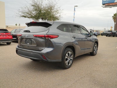 2020 Toyota Highlander Hybrid XLE