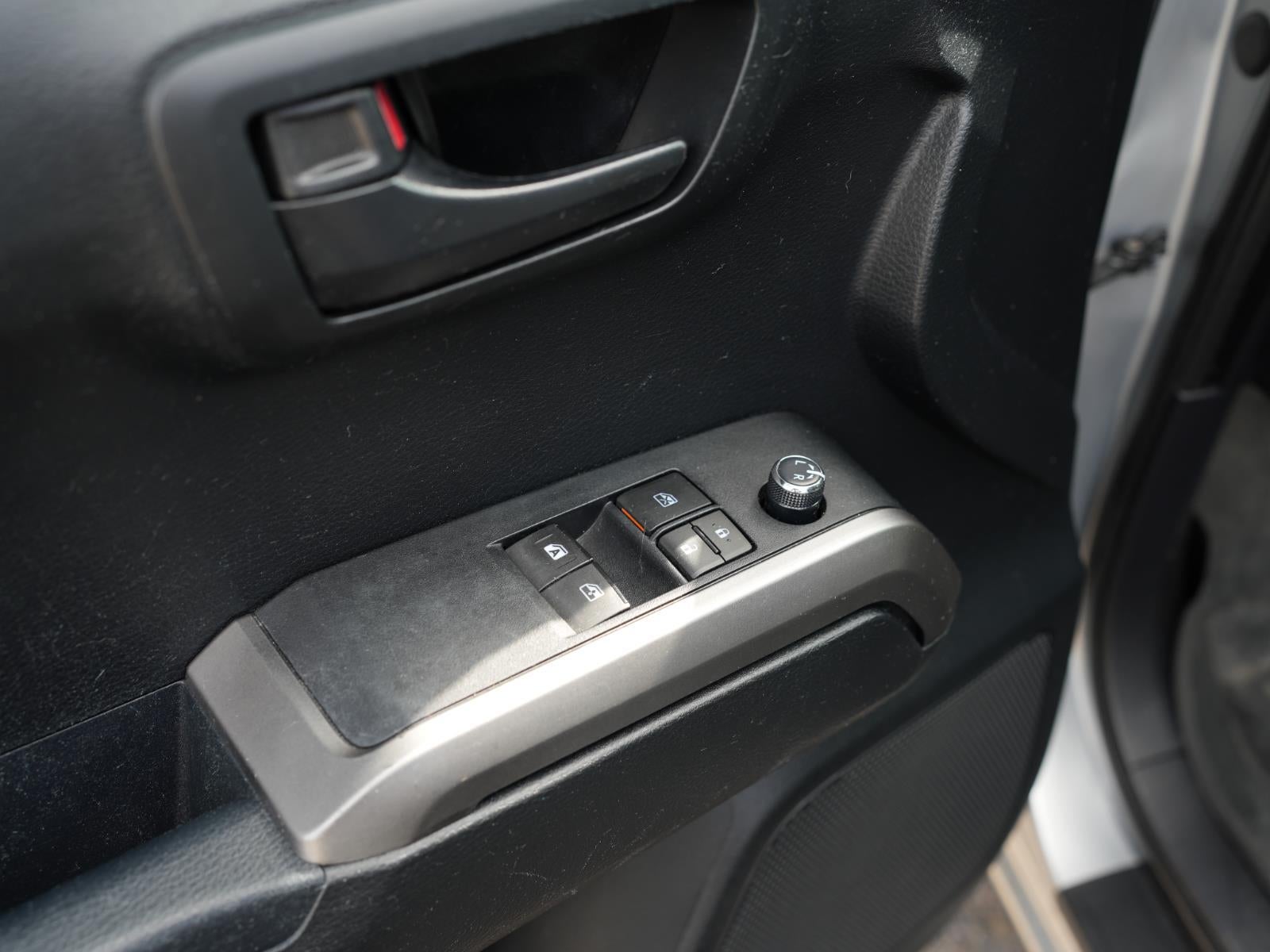 2016 Toyota Tacoma SR5