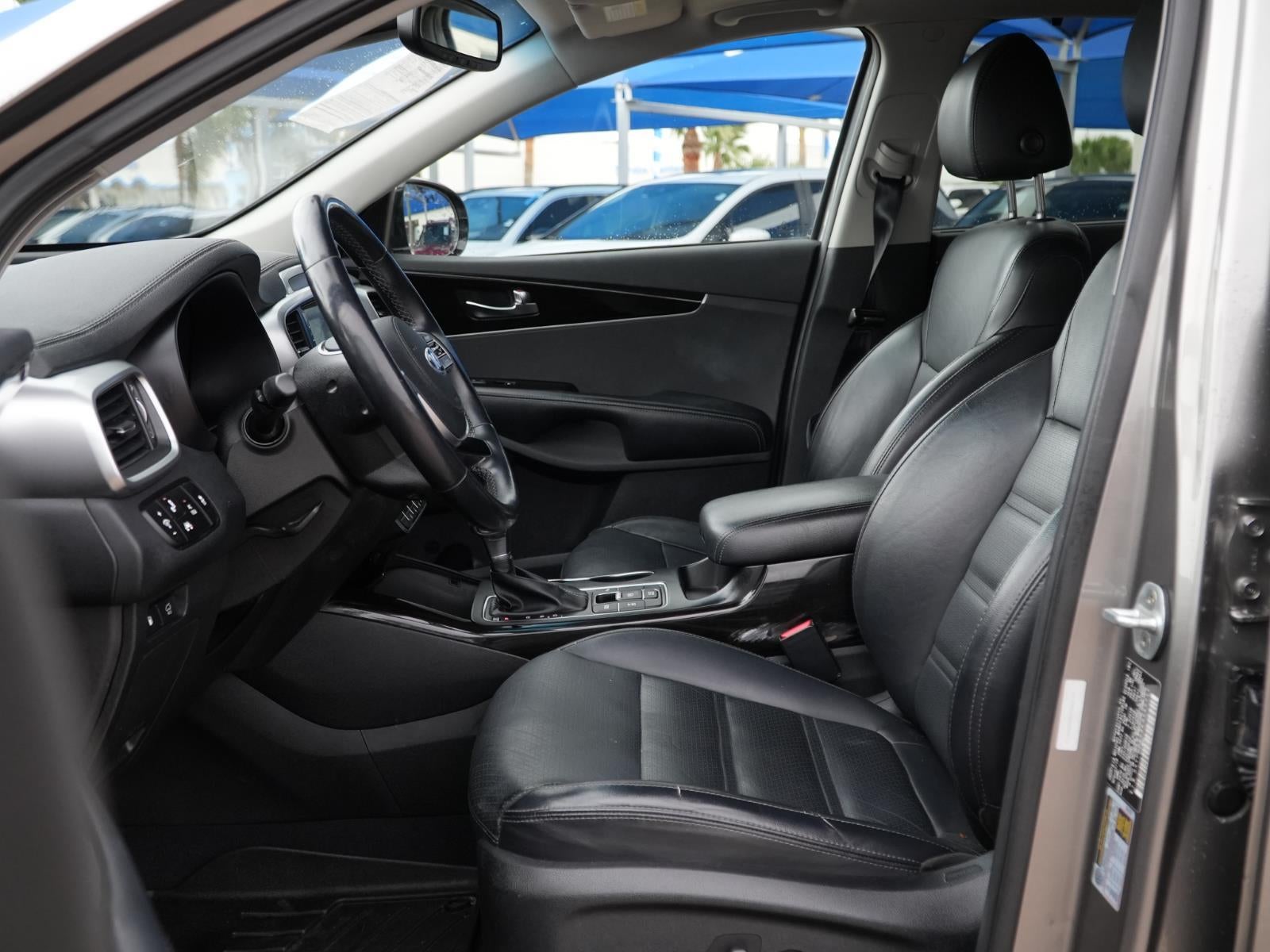 2019 Kia Sorento EX V6