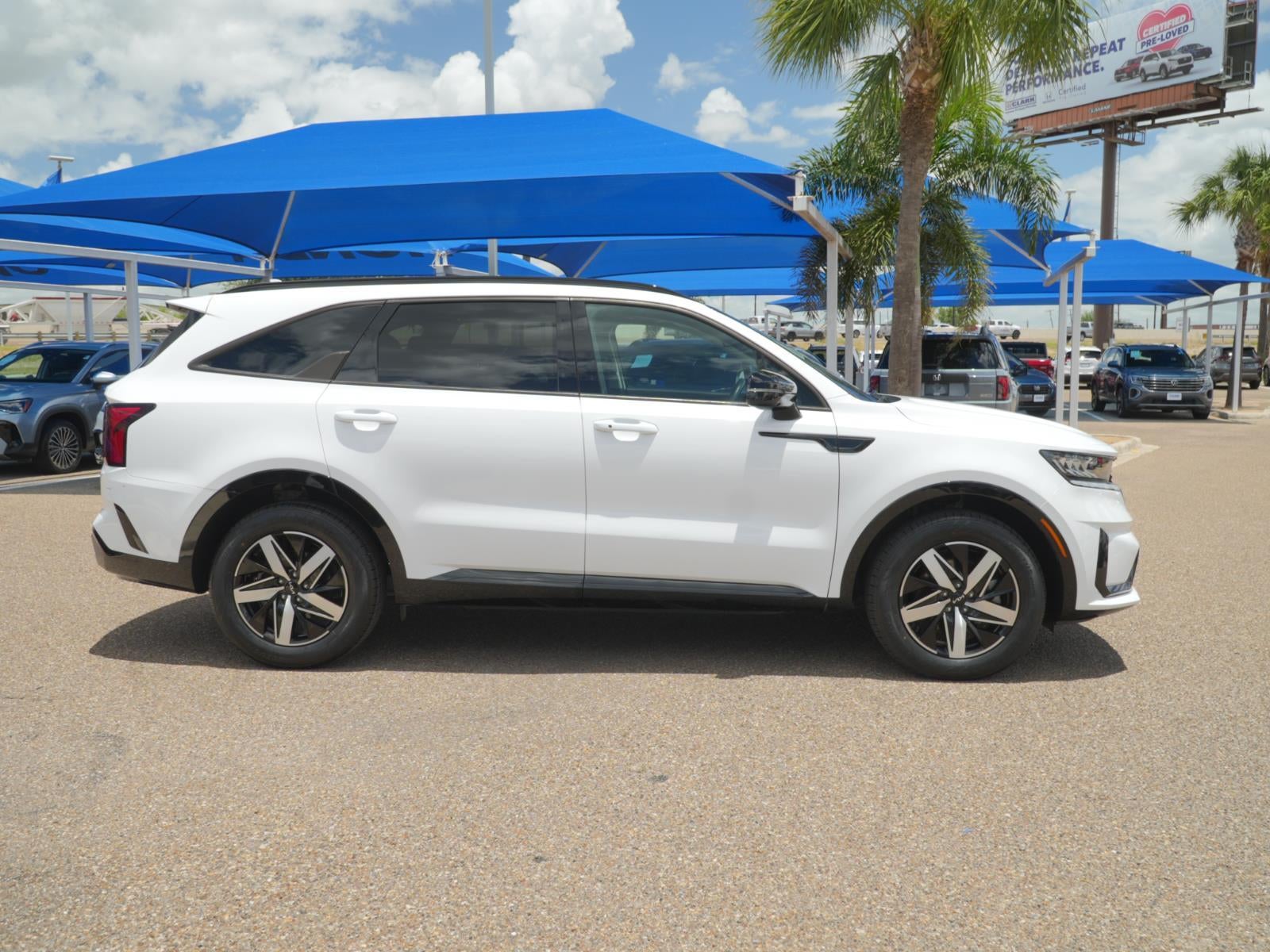 2023 Kia Sorento S