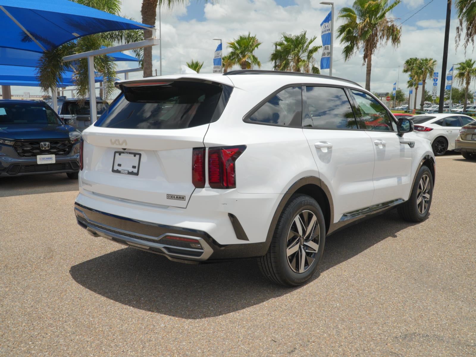 2023 Kia Sorento S