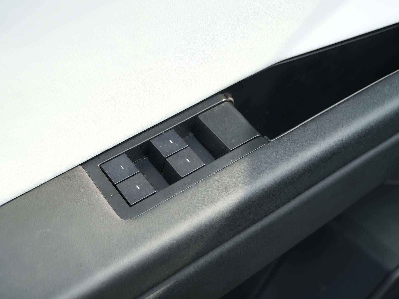 2024 Tesla Cybertruck BASE