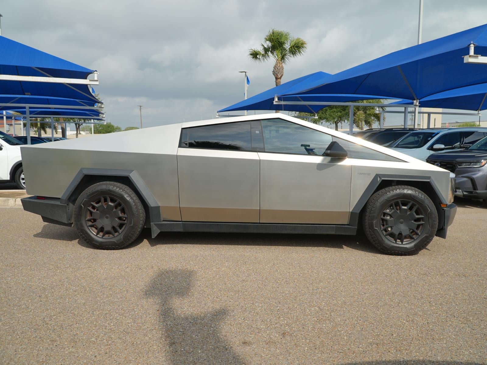 2024 Tesla Cybertruck BASE