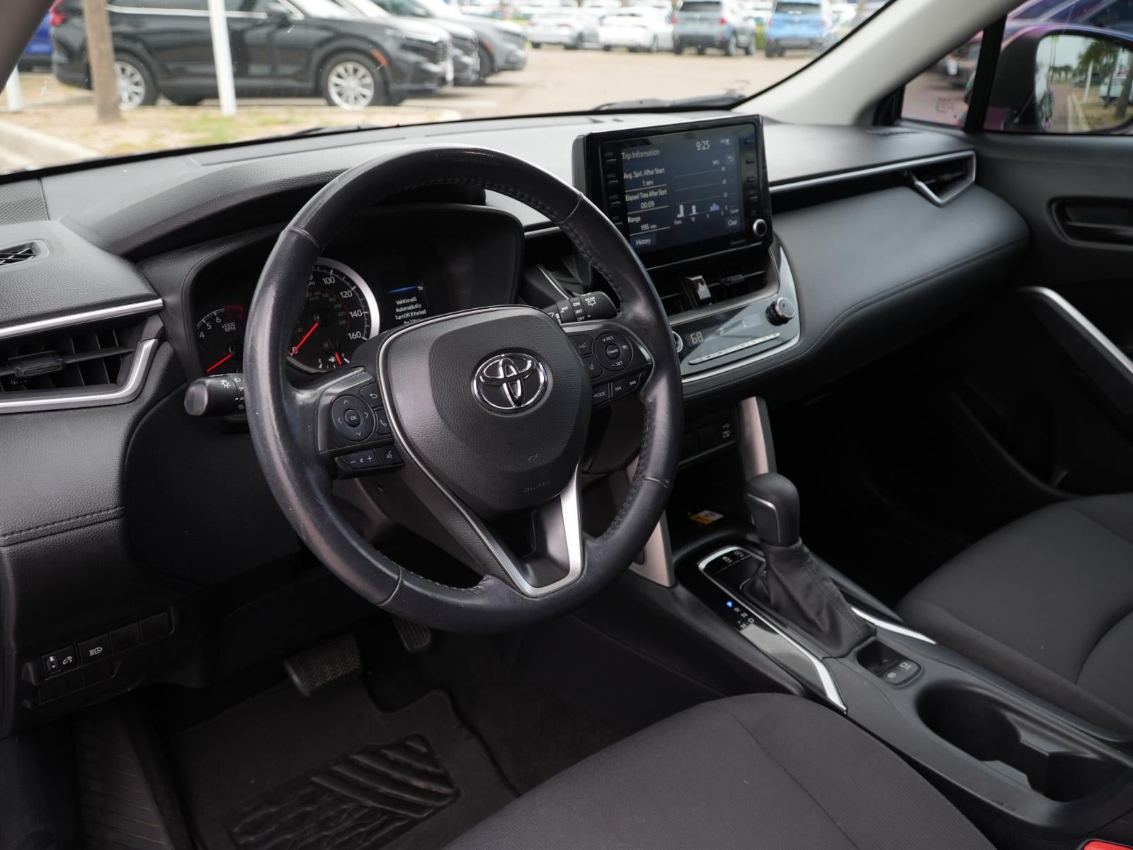 2022 Toyota Corolla Cross LE