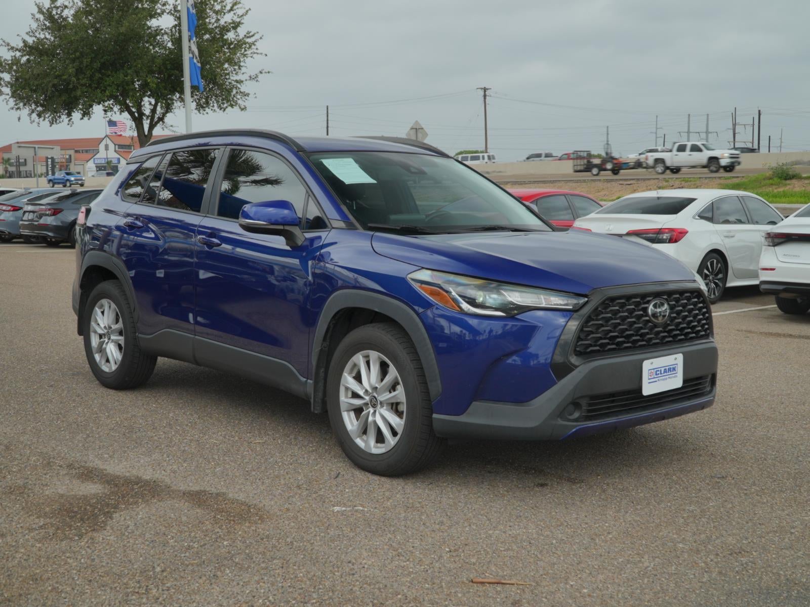 2022 Toyota Corolla Cross LE