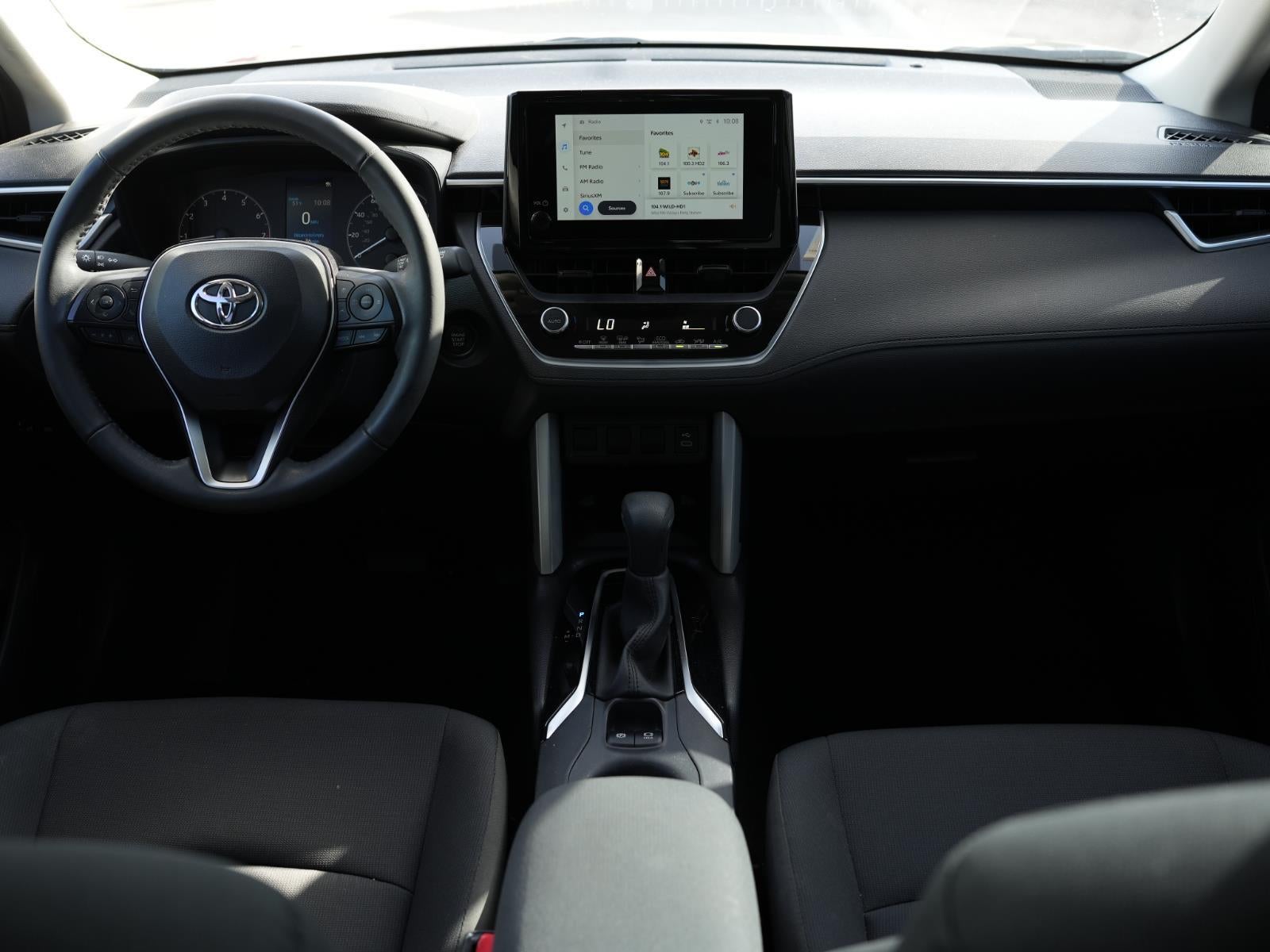 2024 Toyota Corolla Cross LE