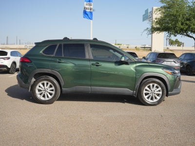 2024 Toyota Corolla Cross LE