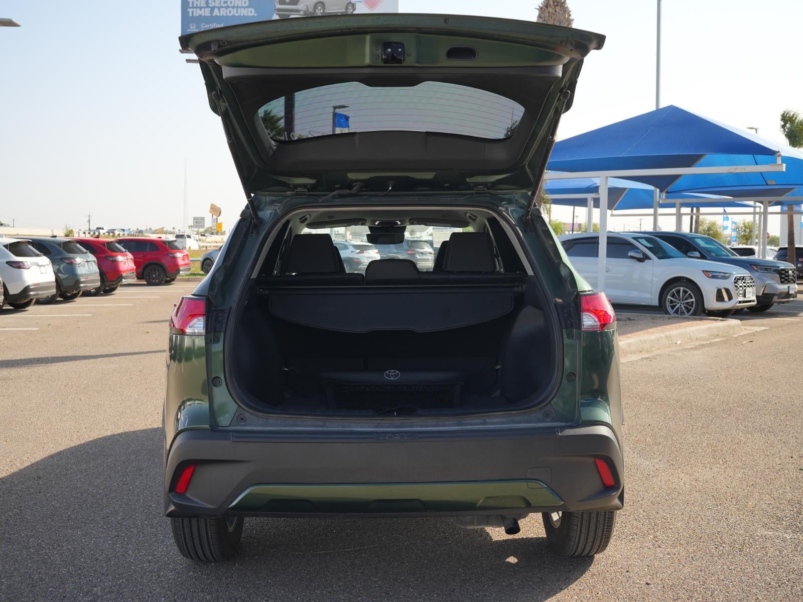 2024 Toyota Corolla Cross LE