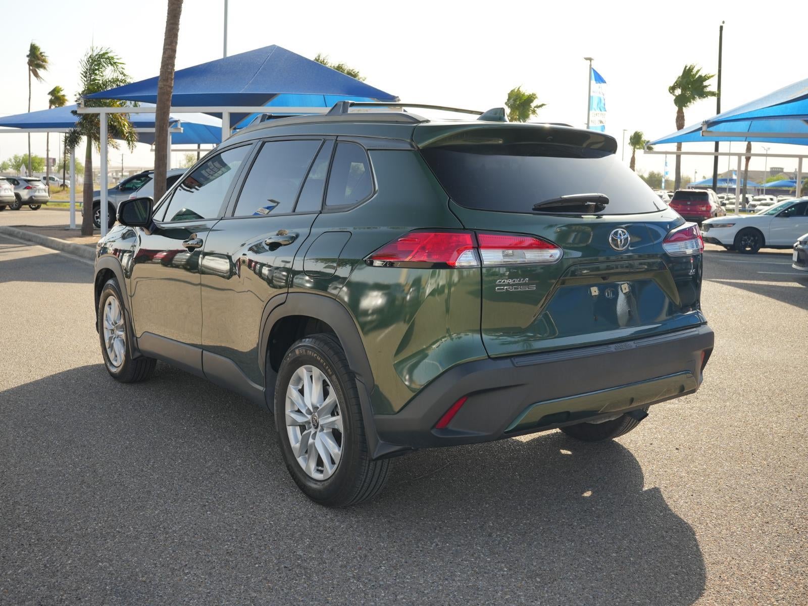 2024 Toyota Corolla Cross LE