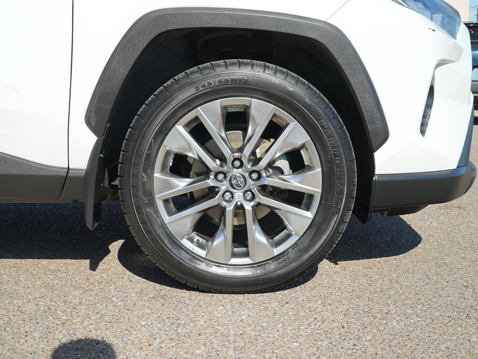 2019 Toyota RAV4 XLE Premium