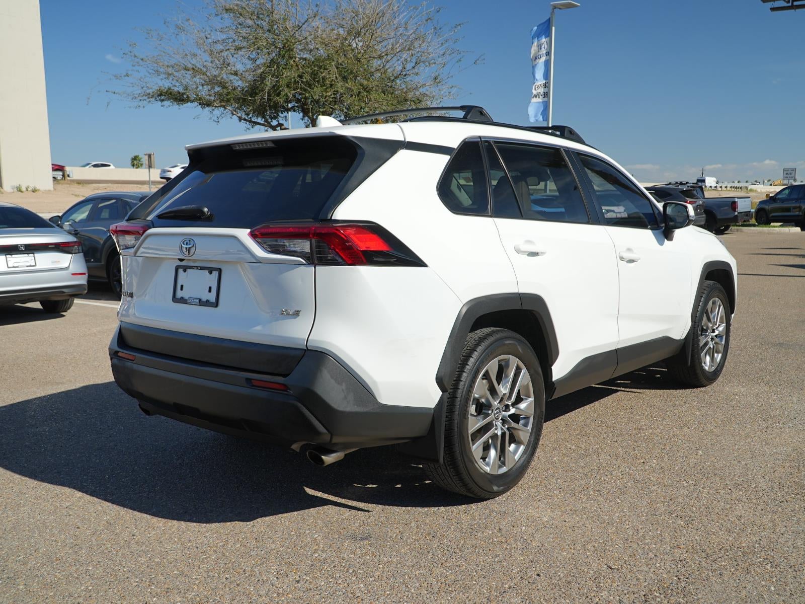 2019 Toyota RAV4 XLE Premium